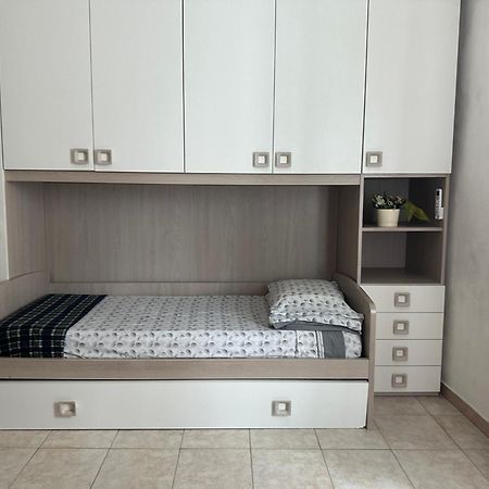 Апартаменты La Casina Di Gio In The City Center Wi-Fi,Panorama Неаполь Экстерьер фото